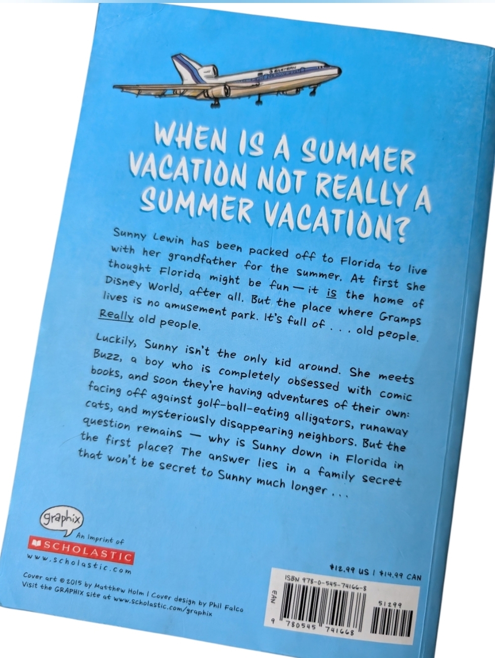 Scholastic Graphic Novel Bundle - Picture 6 of 6